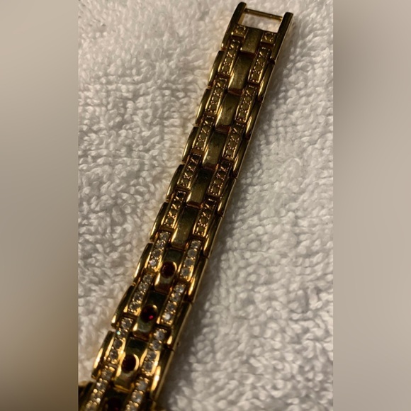 #J946 - Main Line Time Brand Gold-tone w/Red & Clear CZ Accents Ladies Watch - Picture 8 of 13